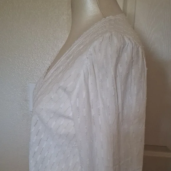 Evereve Beautiful White Women's Top Sz M - Picture 8 of 12